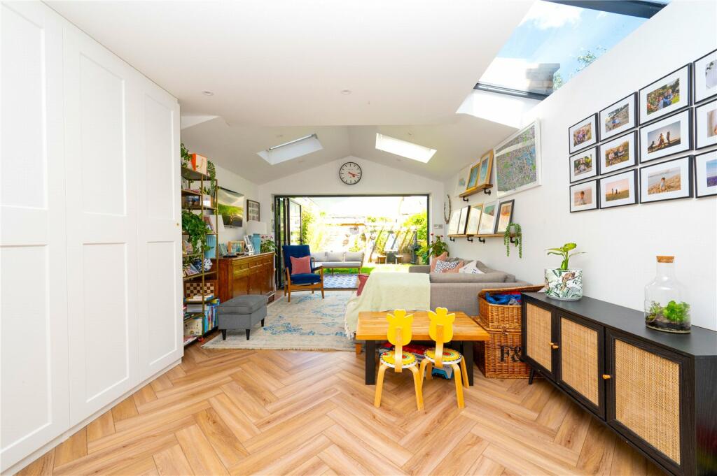 Additional image 4 of Woodstock Road South, St. Albans, Hertfordshire