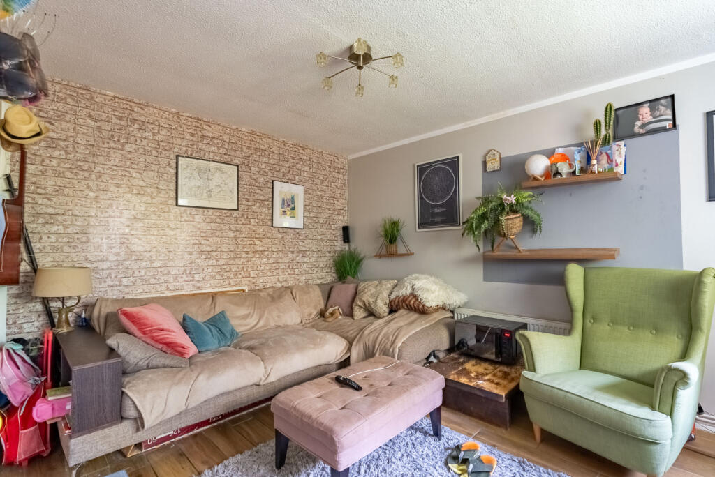 Additional image 7 of Brecken Close, St. Albans, Hertfordshire, AL4