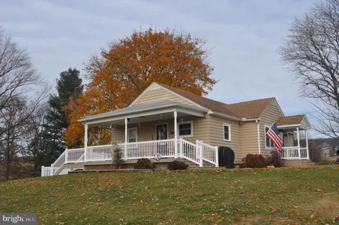 140 Mill Drive, Halifax, PA 17032