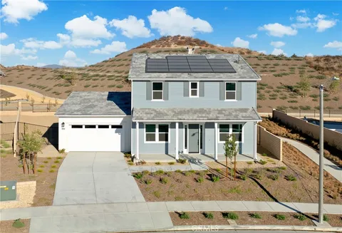 29842 Old Ranch Circle, Castaic, CA 91384