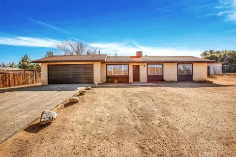 56205 Navajo Trail, Yucca Valley, CA 92284