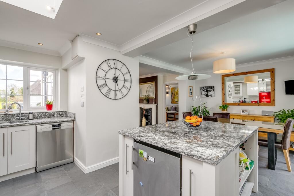 Additional image 9 of Dellcott Close, West Side, Welwyn Garden City, Hertfordshire, AL8