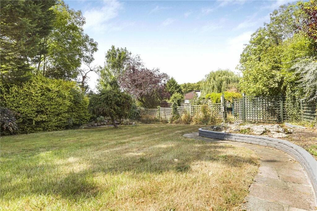 Additional image 20 of Great North Road, Brookmans Park, Hertfordshire, AL9