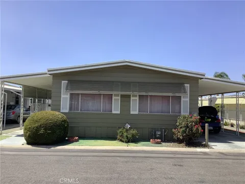 1895 W Devonshire Avenue Unit 111, Hemet, CA 92545
