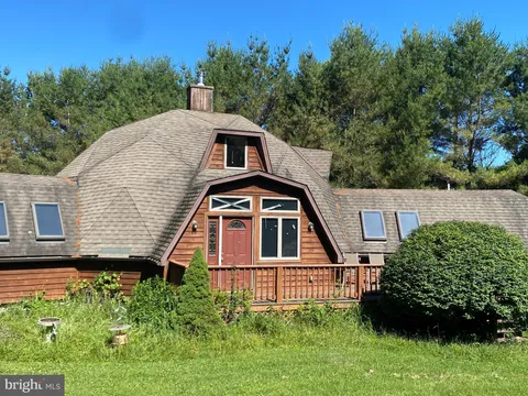 263 Freeland Crosscut Road, Terra Alta, WV 26764