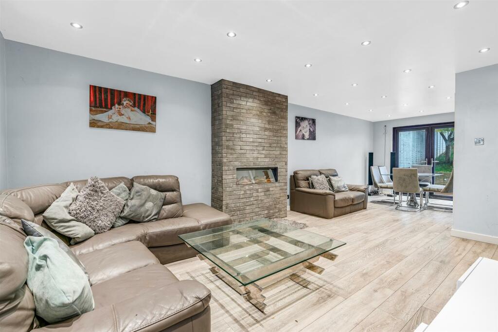 Additional image 17 of The Brambles, Welwyn