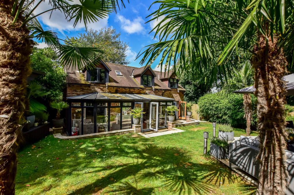 Additional image 11 of Newlyn Close, Bricket Wood, AL2