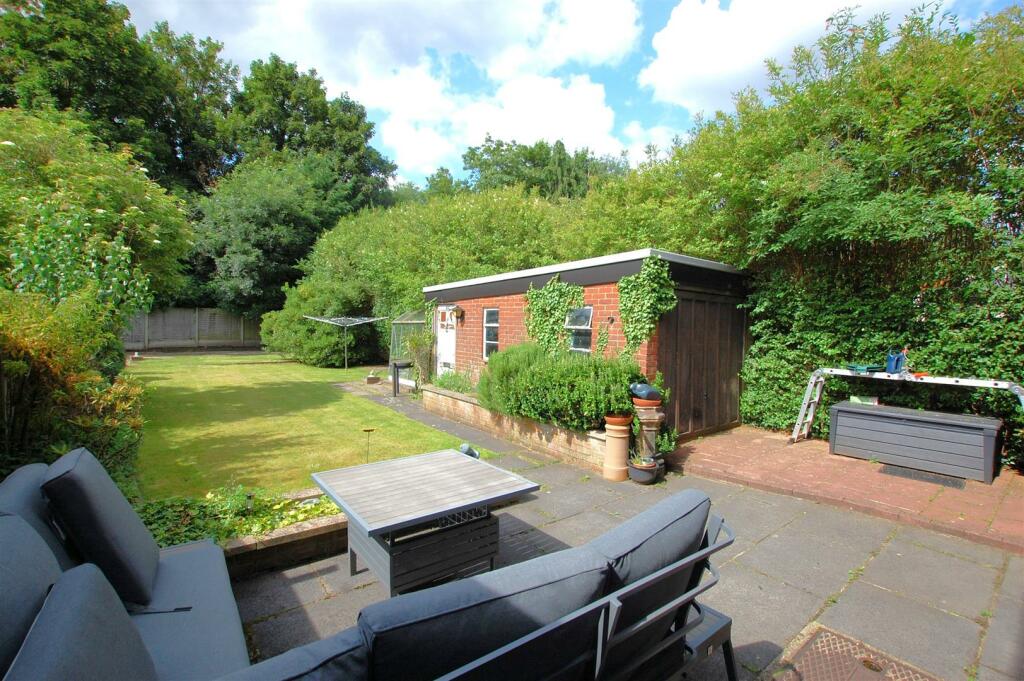 Additional image 17 of Roe Green Lane, Hatfield