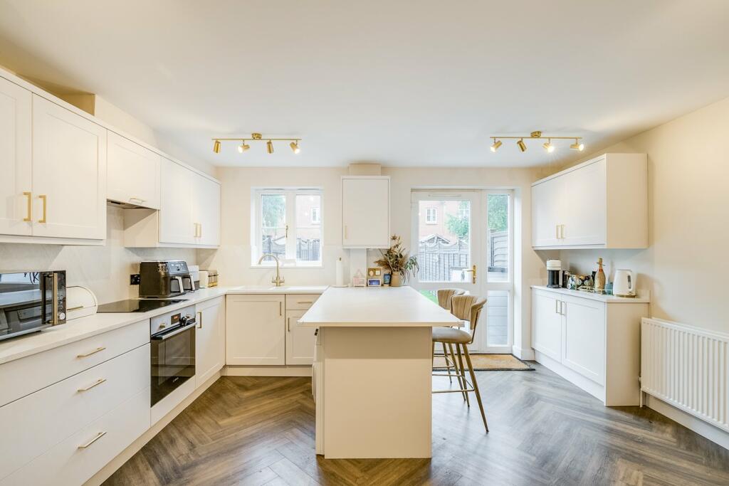 Additional image 2 of Chambers Grove, Welwyn Garden City, AL7