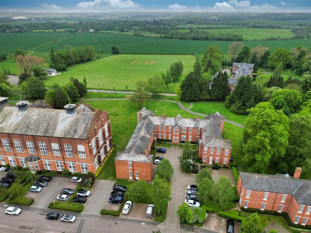 Additional image 20 of Beningfield Drive, London Colney, St. Albans