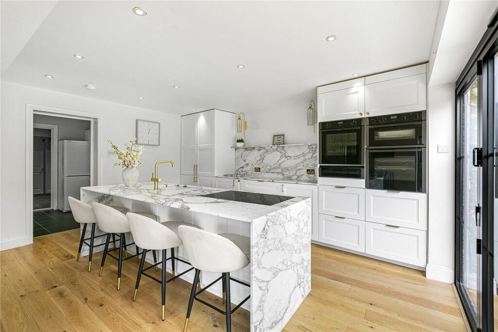 Additional image 10 of Mymms Drive, Brookmans Park, Hertfordshire, AL9