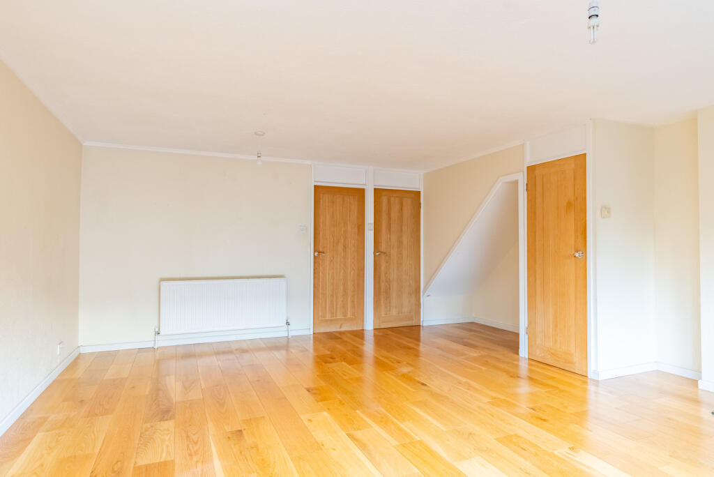 Additional image 5 of Willow Way, Harpenden, Herts, AL5