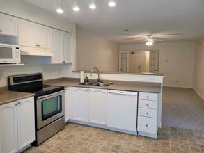 Additional image 3 of 111-1460 Bishops Gate