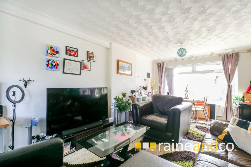 Additional image 7 of Veritys, Hatfield