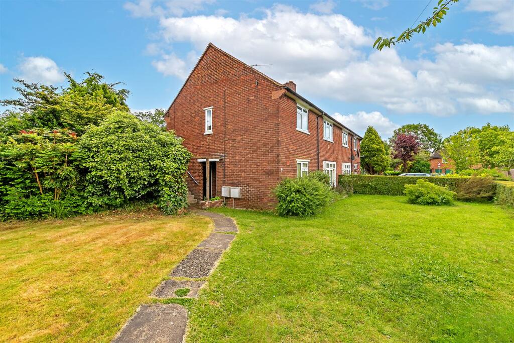 Additional image 14 of Flint Way, New Greens, St Albans, Hertfordshire