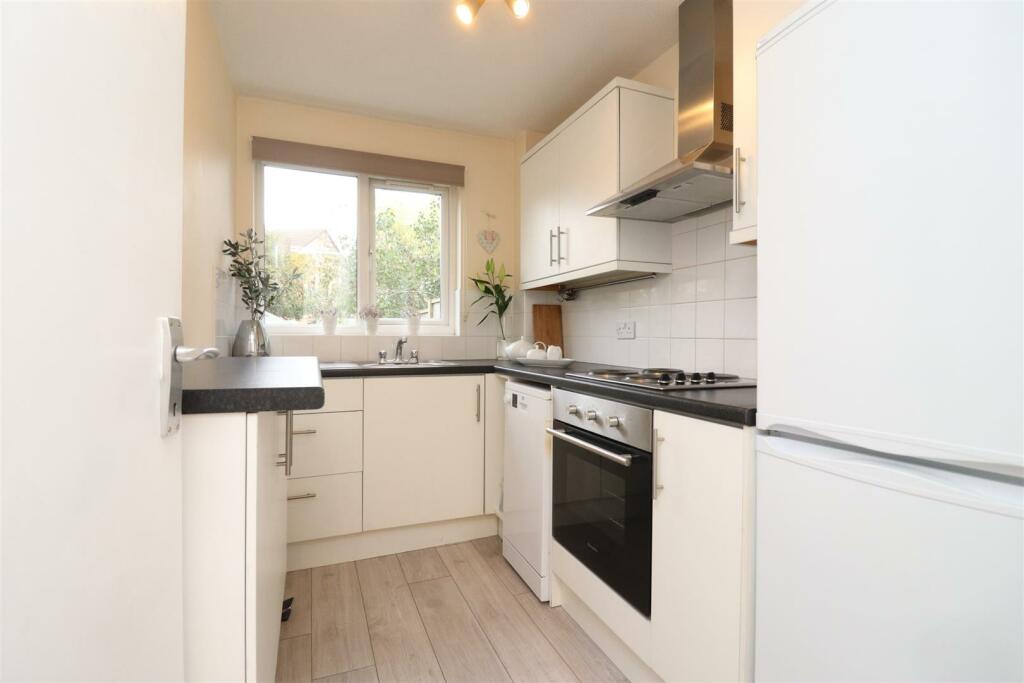 Additional image 7 of Milford Close, Marshalswick, St. Albans