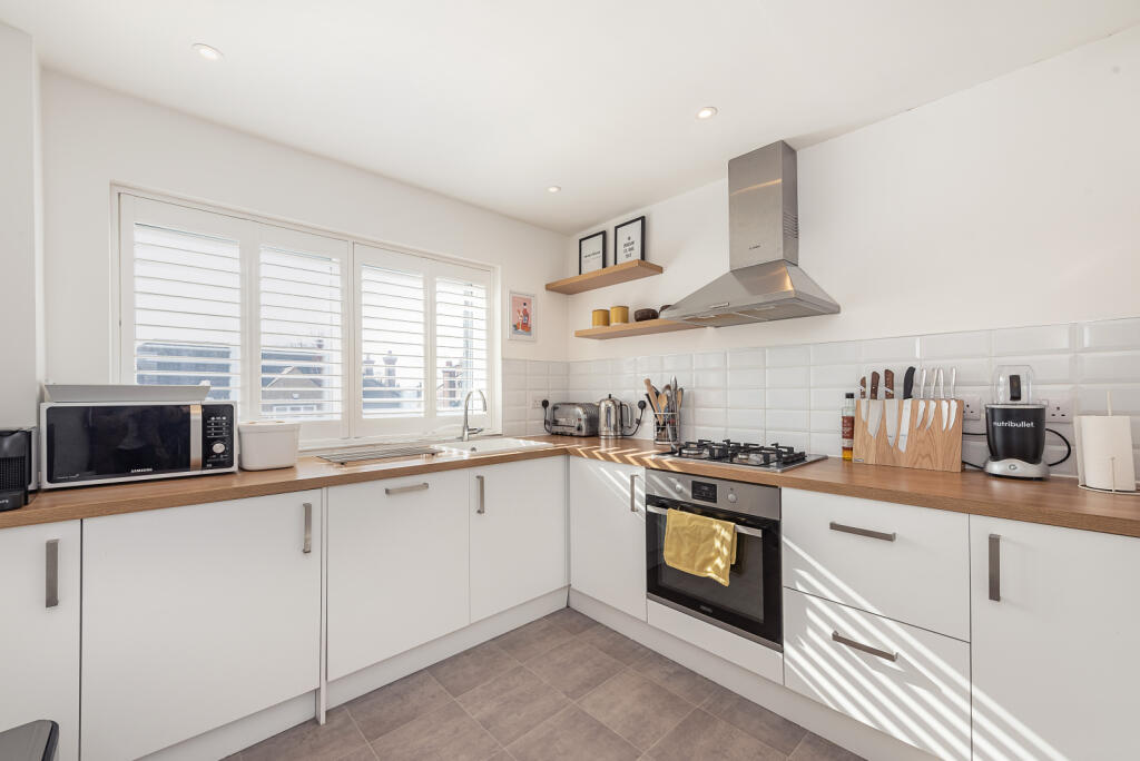 Additional image 11 of Carlisle Avenue, St. Albans, Hertfordshire, AL3