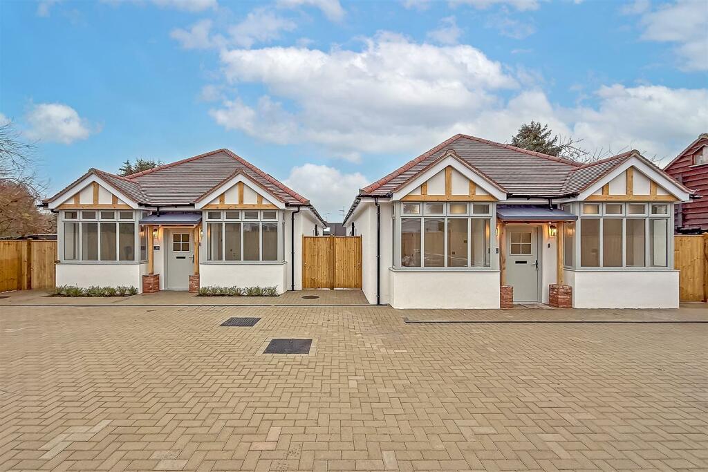 Additional property image - Highfield Road, Sandridge, St. Albans