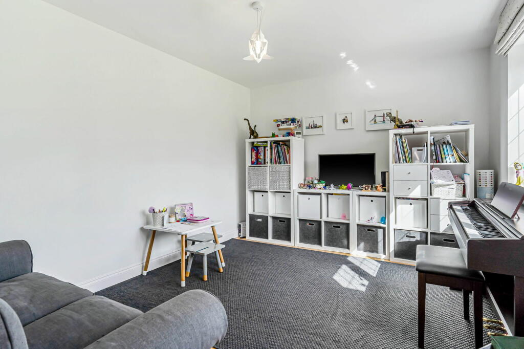Additional image 16 of Reynards Road, Welwyn, AL6
