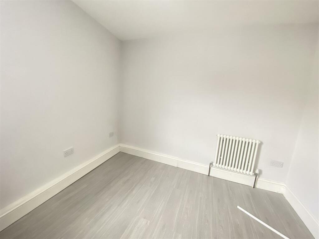 Additional image 2 of Midland Metropolitan University Hospital Five Bedroom for NHS