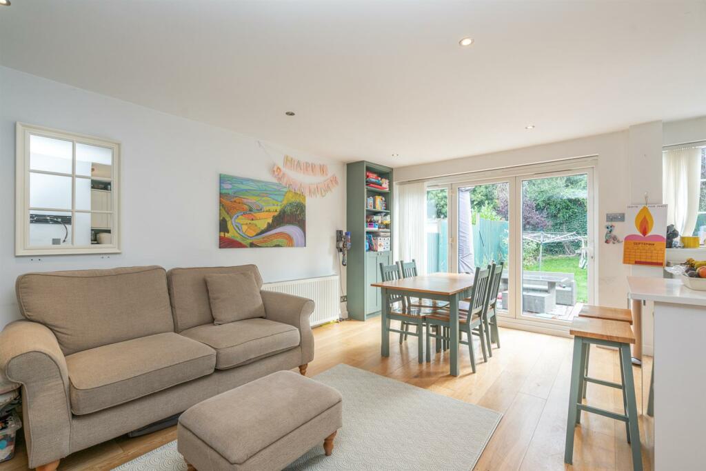 Additional image 5 of Camlet Way, St. Albans