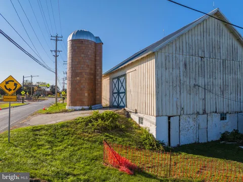Primary image of 703 E Reeceville Road, Coatesville, PA 19320