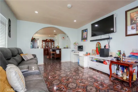 4093 E Grand Avenue, Pomona, CA 91766