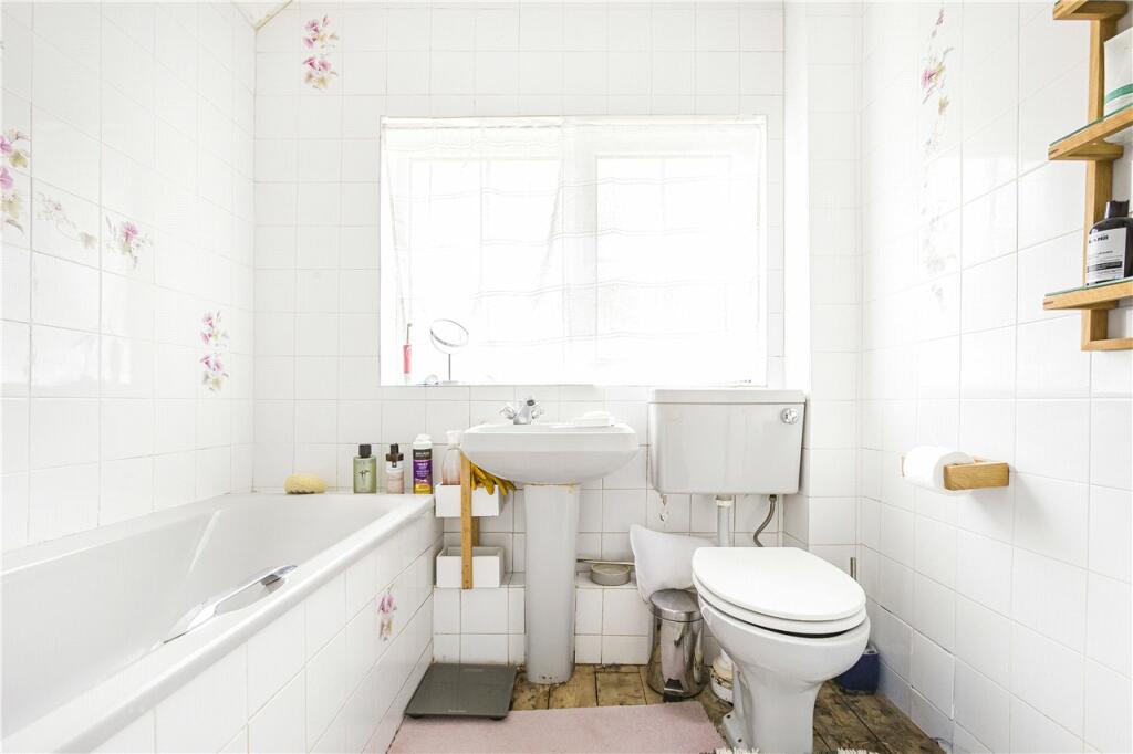 Additional image 15 of Beehive Green, Welwyn Garden City, Hertfordshire, AL7