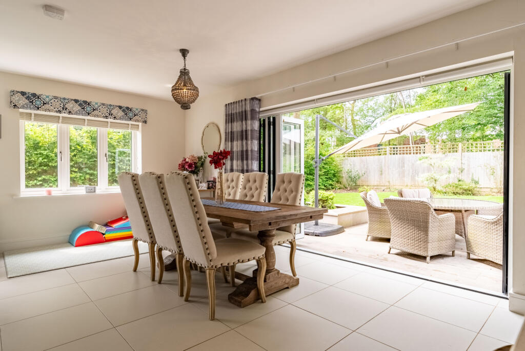 Additional image 7 of The Kestrels, Bucknalls Drive, Bricket Wood, St. Albans, AL2