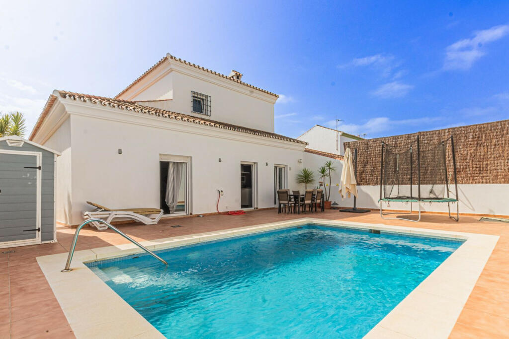 Additional image 3 of Andalucia, Cádiz, San Roque, Spain