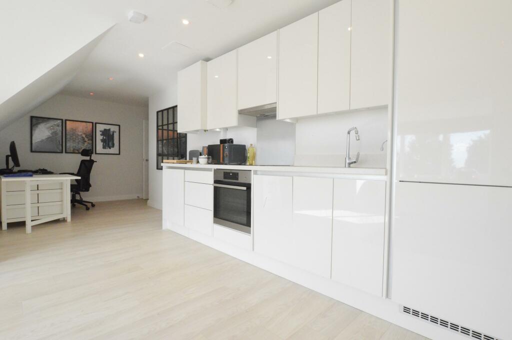 Additional image 4 of Verona Court, St Albans, AL1