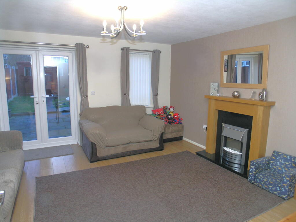 Additional image 4 of HALESOWEN, Saddlers Close