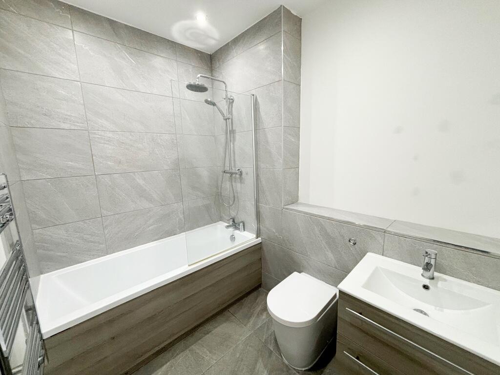 Additional image 9 of 302 Knights House, Parade, Sutton Coldfield, West Midlands, B72