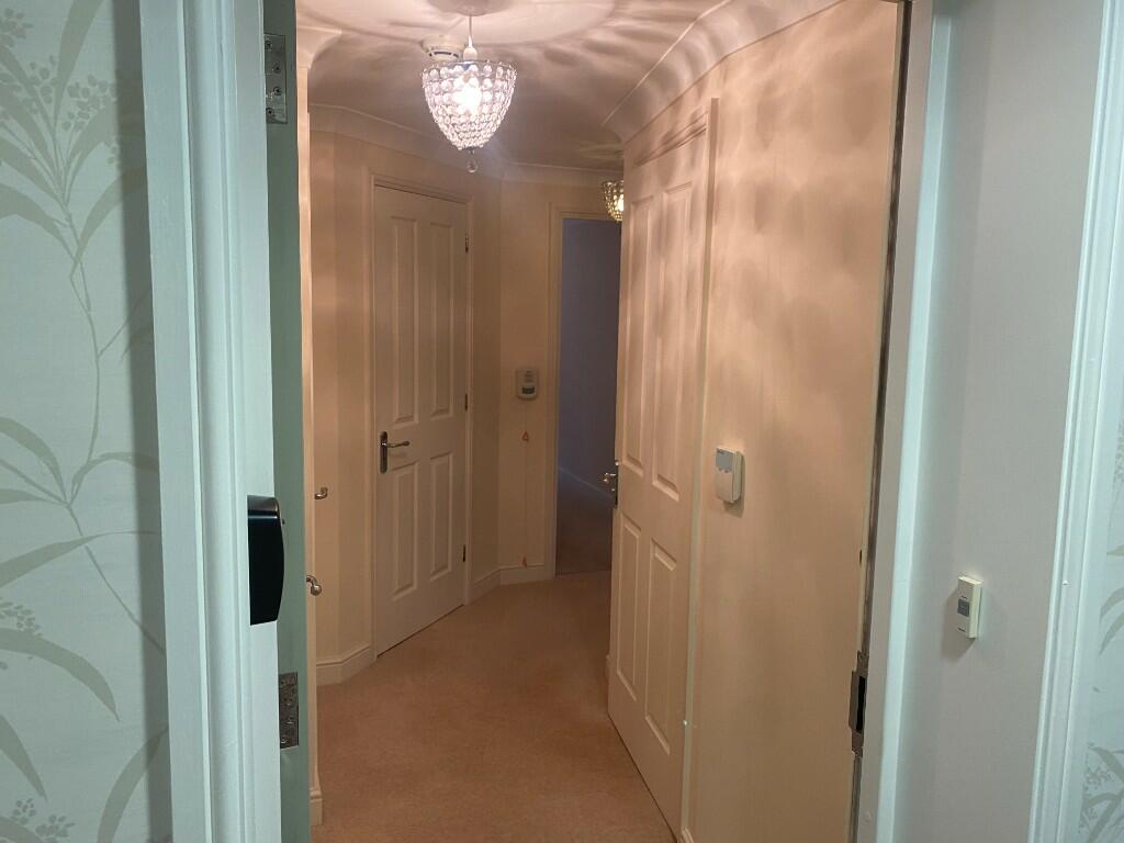 Additional image 13 of 16 Grange Court, 298 Warwick Road, Solihull, B92 7GL