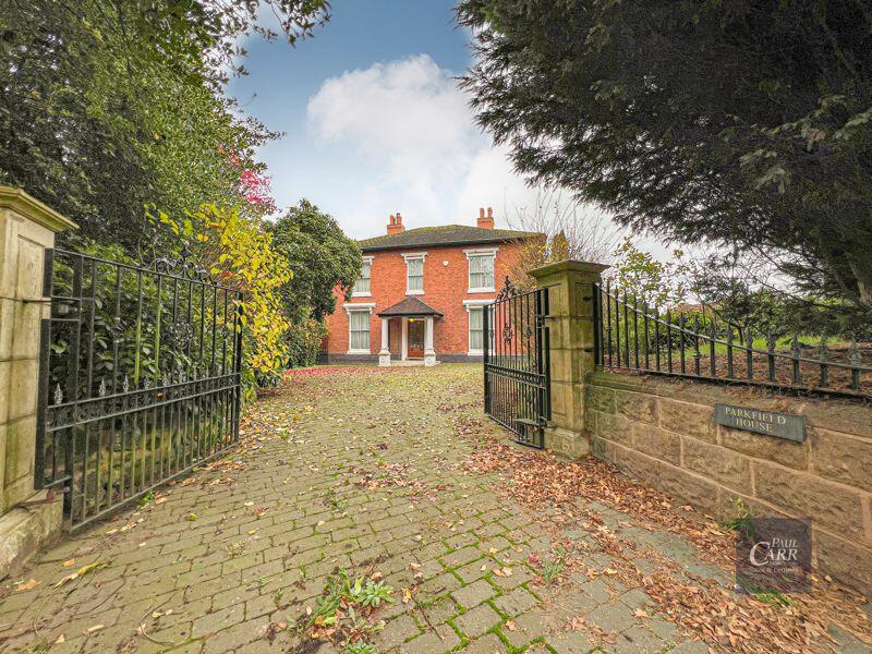 Parkfield House, Watling Street, Two Gates, Tamworth, B77 1HW