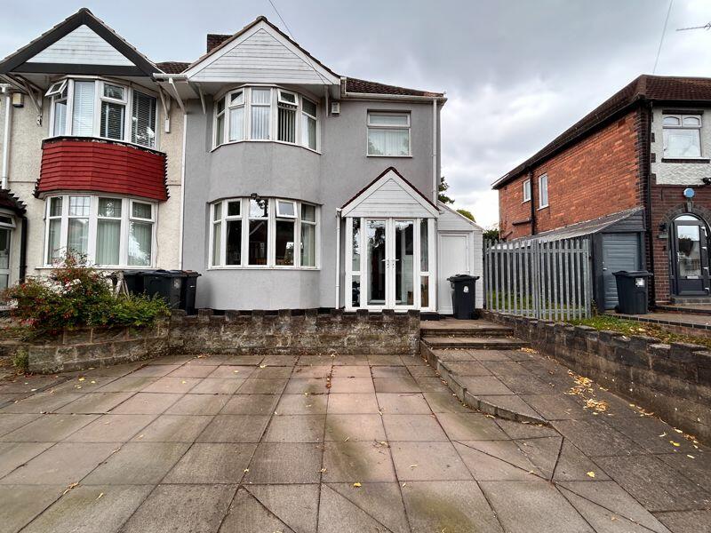 Warren Hill Road, Kingstanding, Birmingham B44 8HA