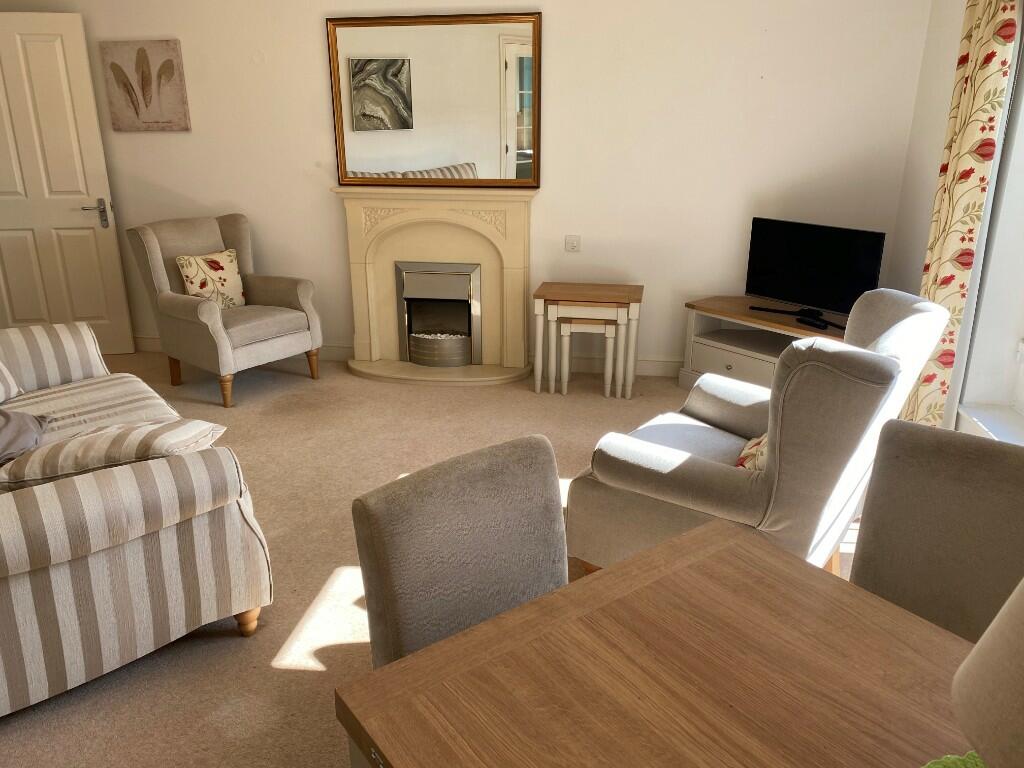 Additional image 3 of 14 Grange Court, 298 Warwick Road, Solihull, West Midlands, B92 7GL