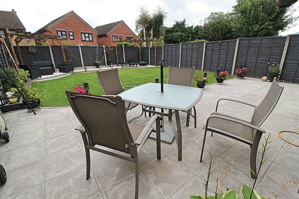 Additional image 10 of Park Hall Crescent, Castle Bromwich