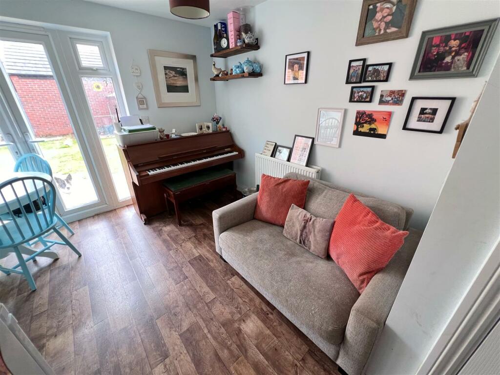 Additional image 4 of Russet Way, Bidford-on-Avon, Alcester