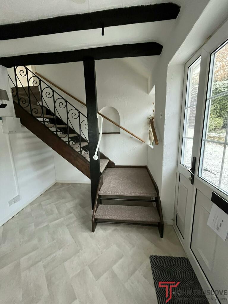 Additional image 3 of 24 Hinton Fields, Bournheath, Bromsgrove, B61 9HT