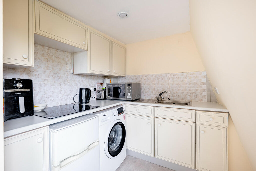 Additional image 7 of Beaufort East, Bath