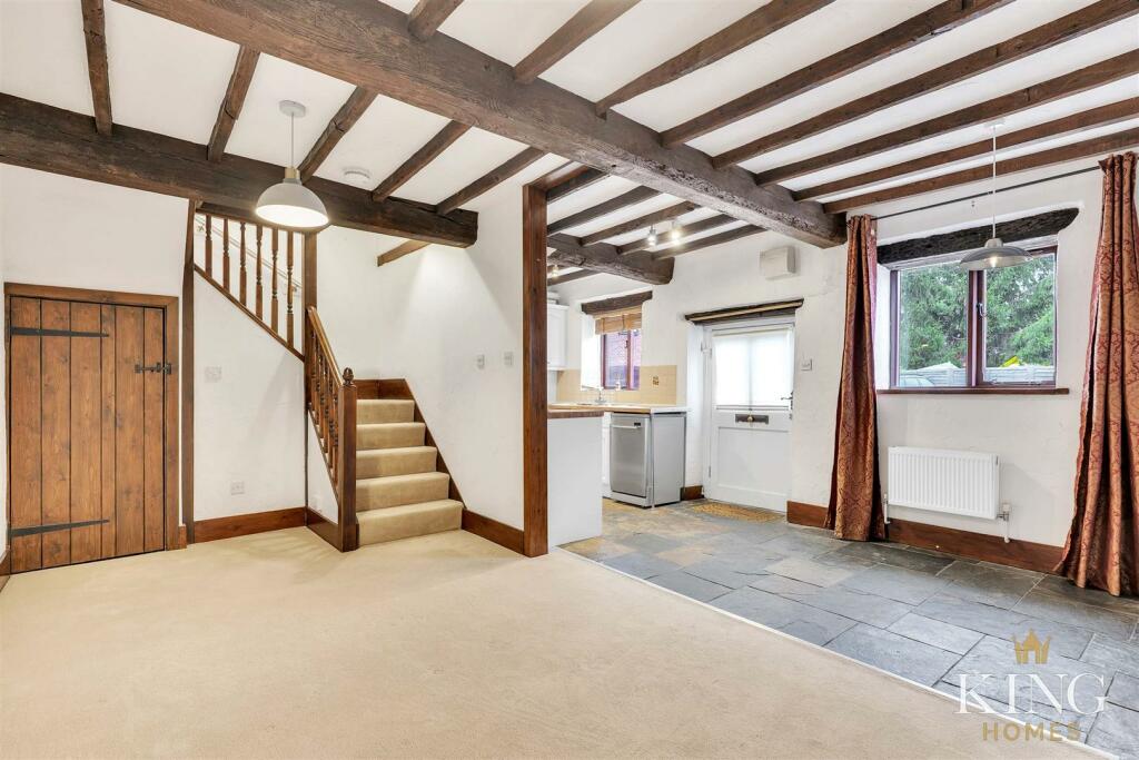 Additional image 4 of Swan Cottages, Swan Court, Alcester