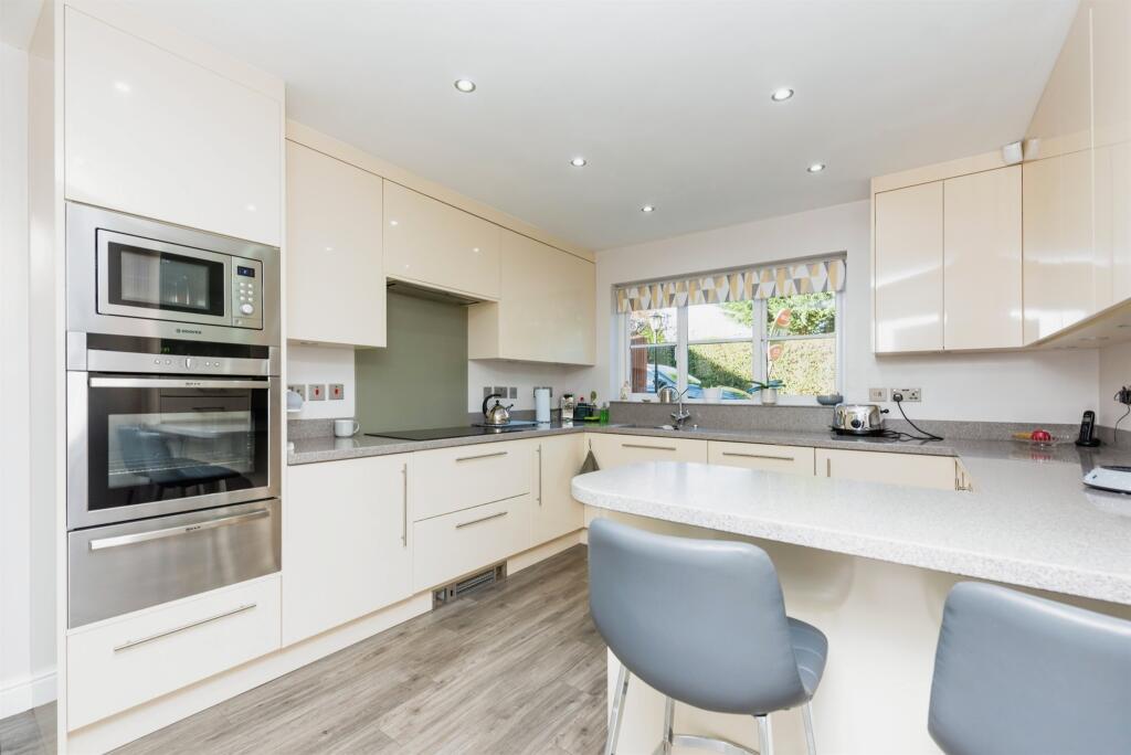Additional image 18 of Hollyfield Court, Sutton Coldfield
