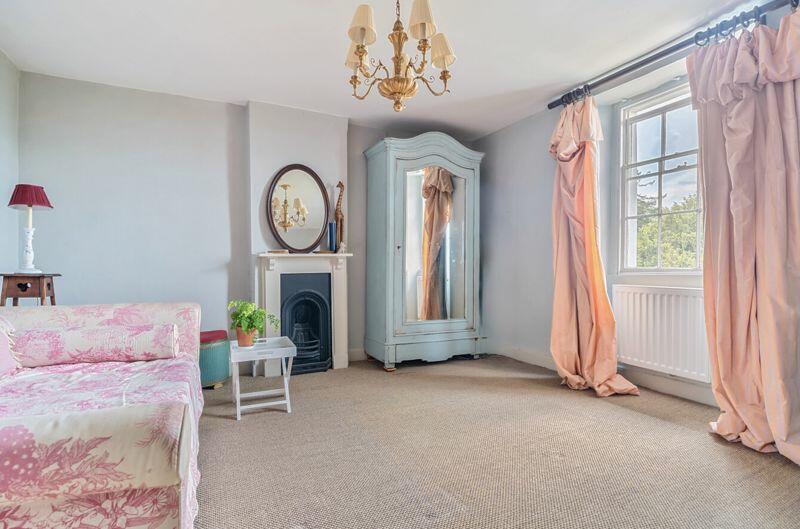 Additional image 18 of Elegant family home in central Frome