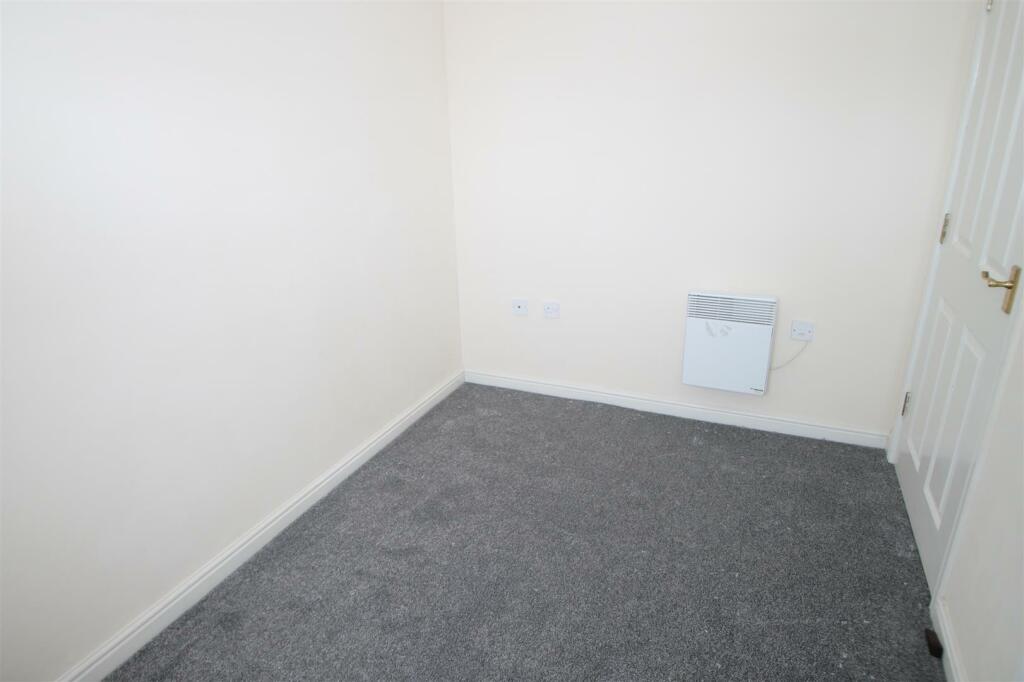 Additional image 10 of Cavalier Drive, Halesowen