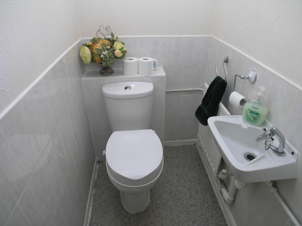 Additional image 5 of ROWLEY REGIS, Hillfield Walk