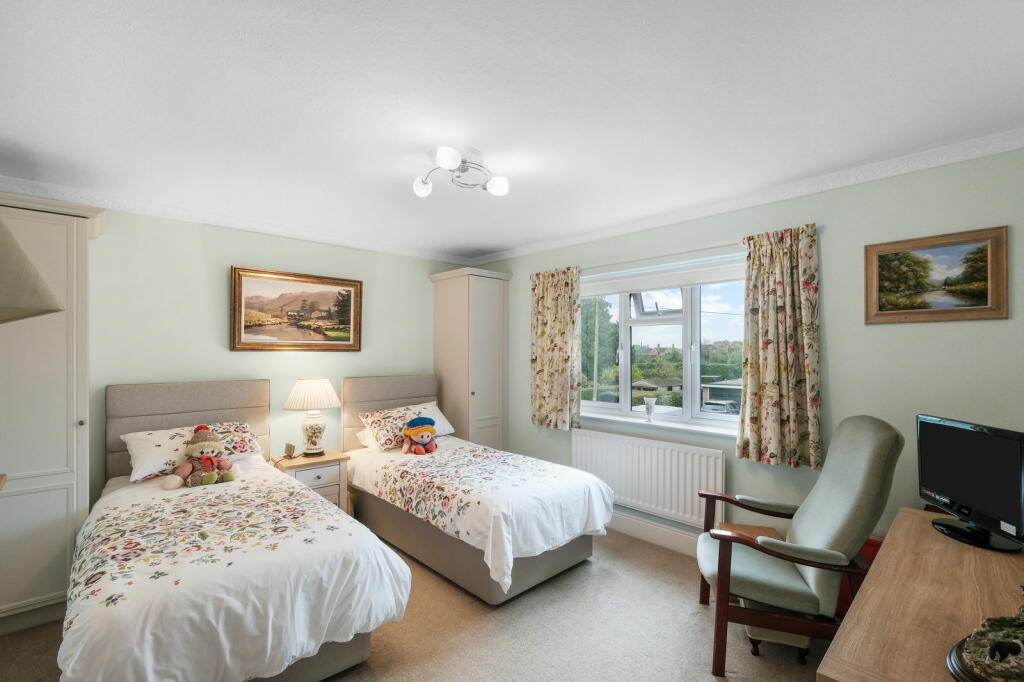 Additional image 16 of Holt Gardens, Studley, B80 7NU