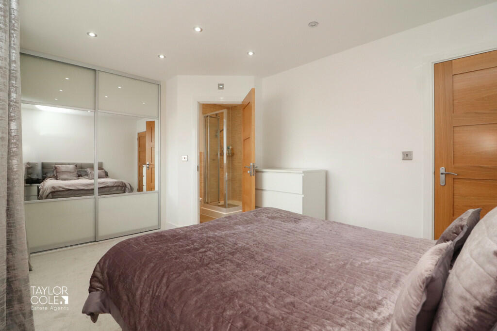 Additional image 21 of Fisher Close, Tamworth