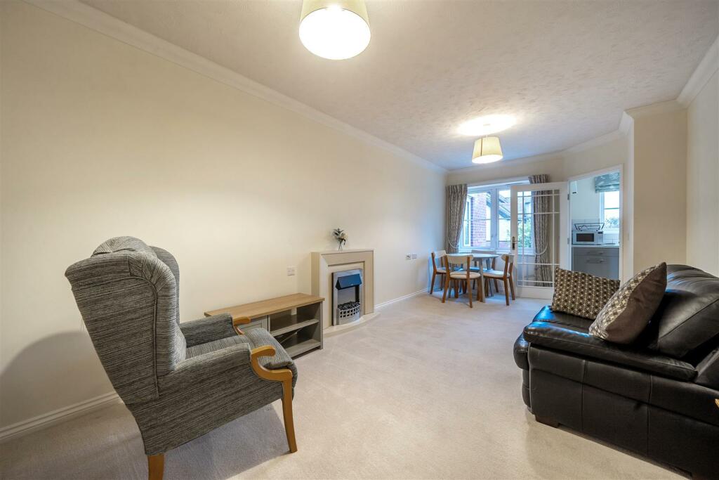 Additional image 7 of Woolmans Lodge, Shirley, Solihull