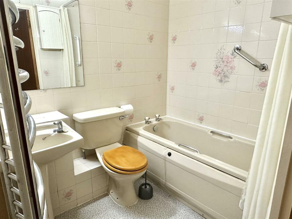 Additional image 12 of School Road, Alcester